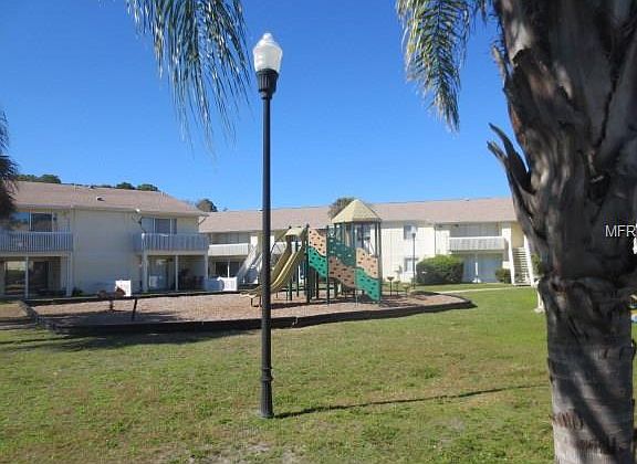 3rd image of 7909 Sunshine Palm Way Unit 101