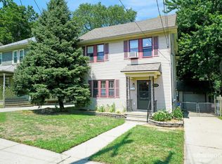 1139 Fountain St NE, Grand Rapids, MI 49503