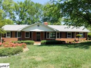 17 Northway Dr, Taylors, SC 29687