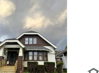3822 N 25th St, Milwaukee, WI 53206