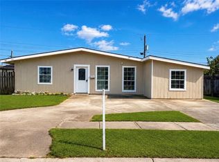429 E Butterfly Cir, Gretna, LA 70056