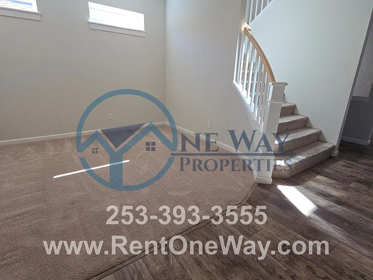 10518 191st Street Ct E — Photo 3