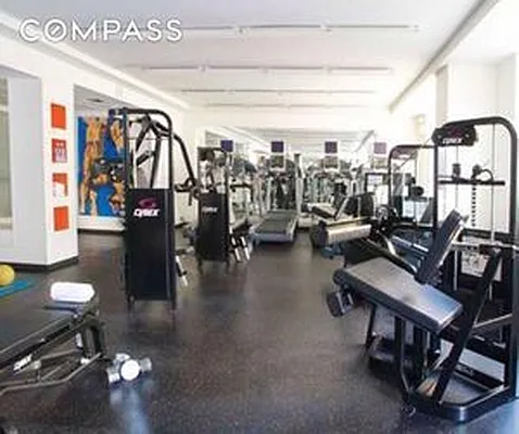 Rented by Compass | media 19