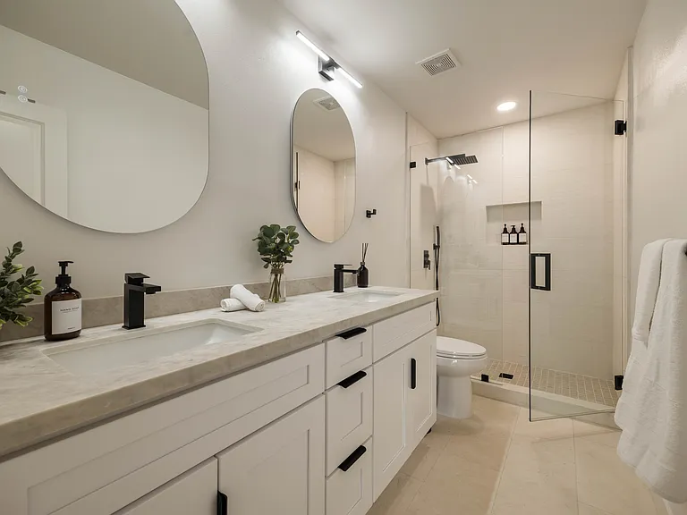 24262 Lysanda Dr — Photo 29