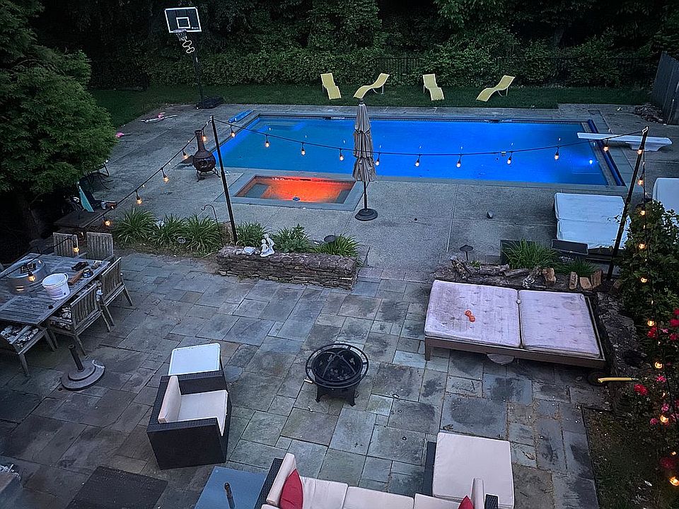 2nd image of 134 Forest Dr