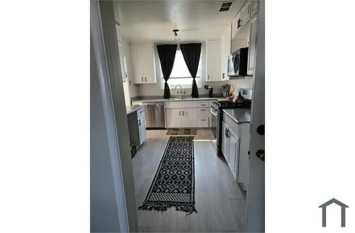 12500 Lull St Photo 1 12500 Lull St Photo 1