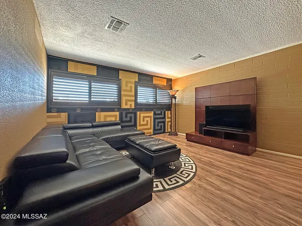 1458 S Palo Verde Ave #K208, Tucson, AZ 85713