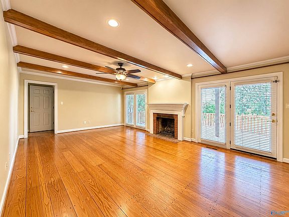 4th image of 2804 Hunterwood Dr SE