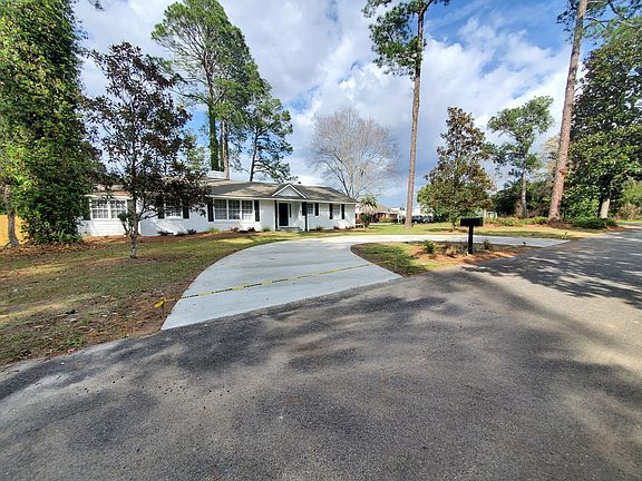 3rd image of 308 Highland Pl