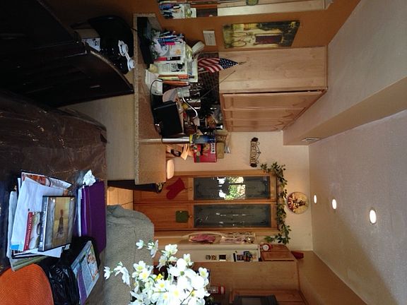 3rd image of 412A Weser Ave