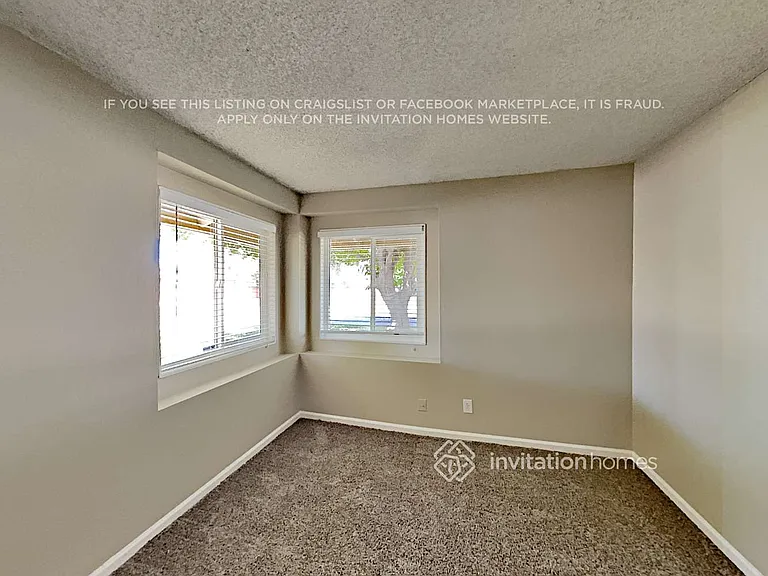 2501 Cordova Ln — Photo 10