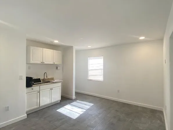 14280 NE 6th Ave, Miami, FL