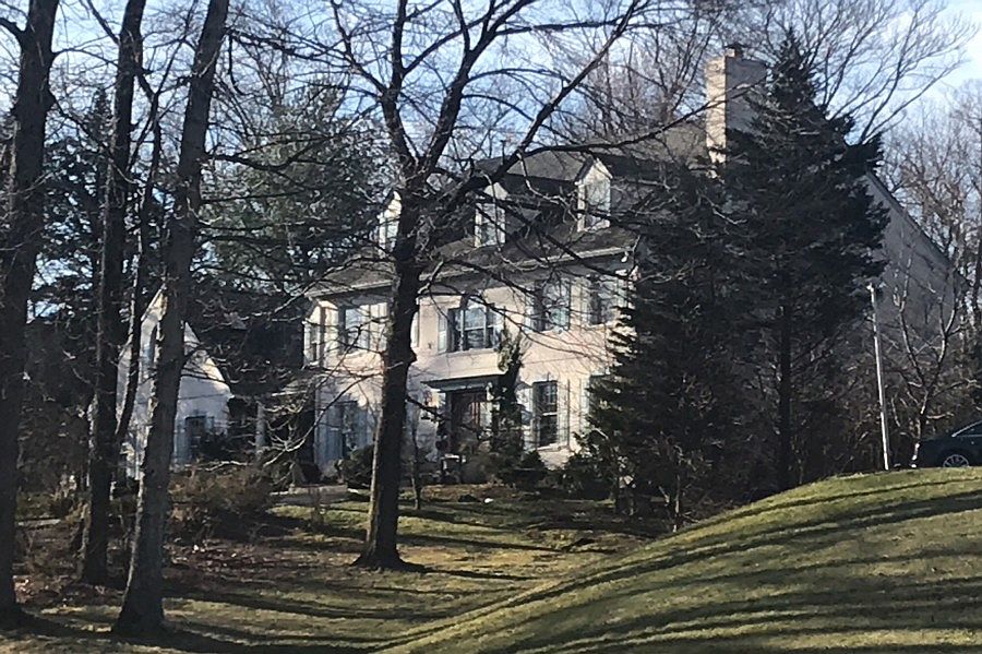 2nd image of 608 Deerfield Pond Ct