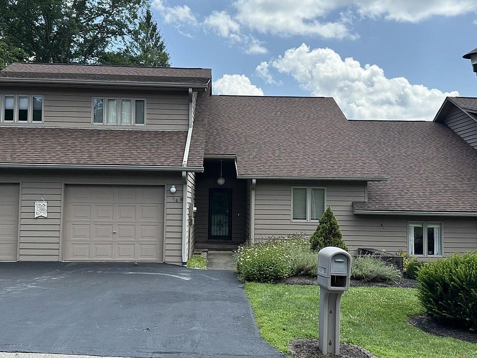 2nd image of 118 Lee Ave