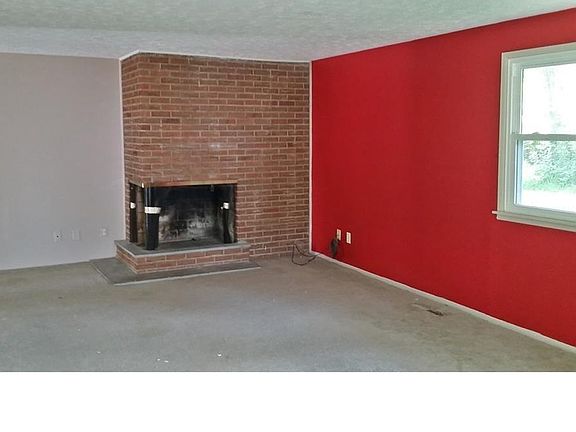 3rd image of 233 Virginia Ave