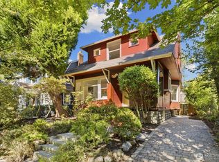 5246 12th Avenue NE, Seattle, WA 98105