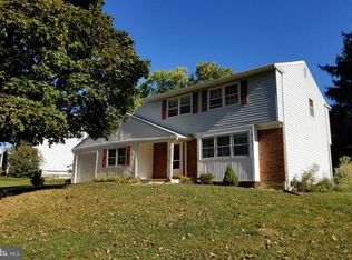 11 Decker Dr, Newark, DE 19711