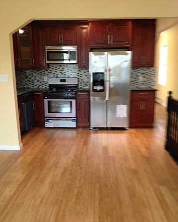 2nd image of 10314 171st St