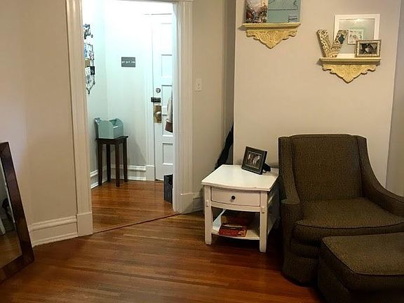 4th image of 2404 Grove Ave APT 3