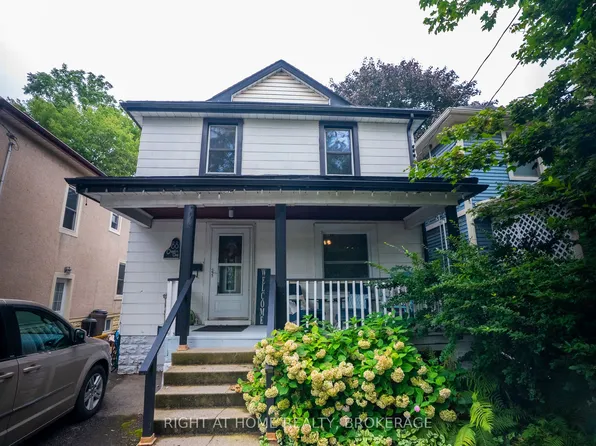 88 Chaplin Ave, Saint Catharines, ON L2R 2E7