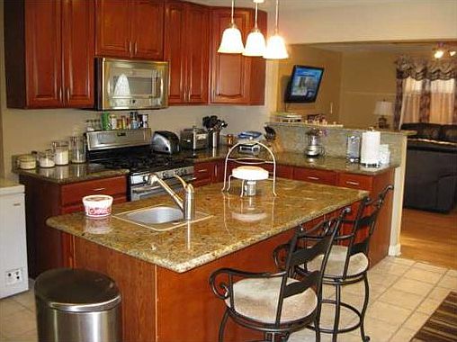 5th image of 1438 Crescent Dr