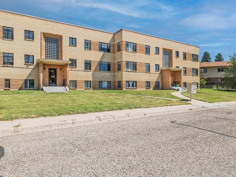 912 Country Club Ave #3
