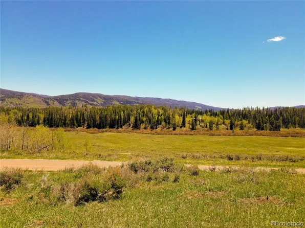 32780 Colt Trl, Oak Creek, CO 80467