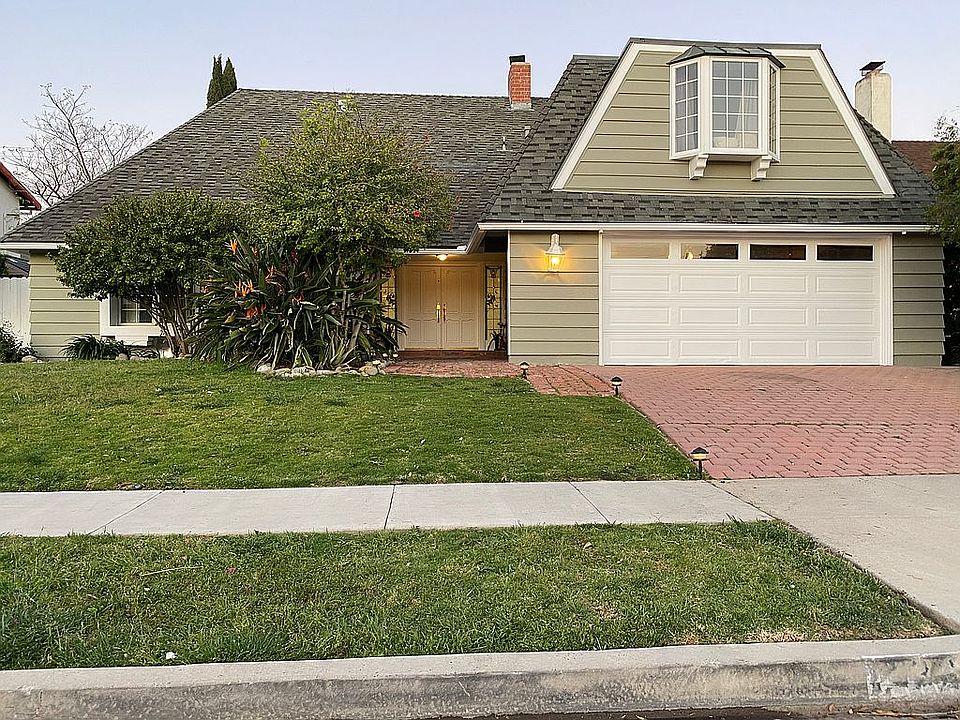 1st image of 32 S Karen Pl