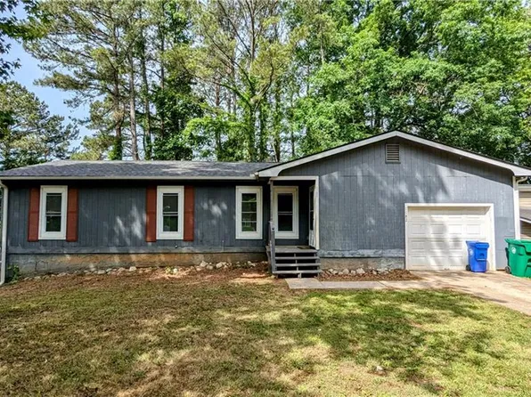 1182 Demere Dr, Stone Mountain, GA 30083