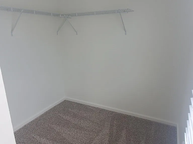 Wimbleton Dr — Photo 14