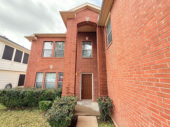 4th image of 1130 Americana Dr