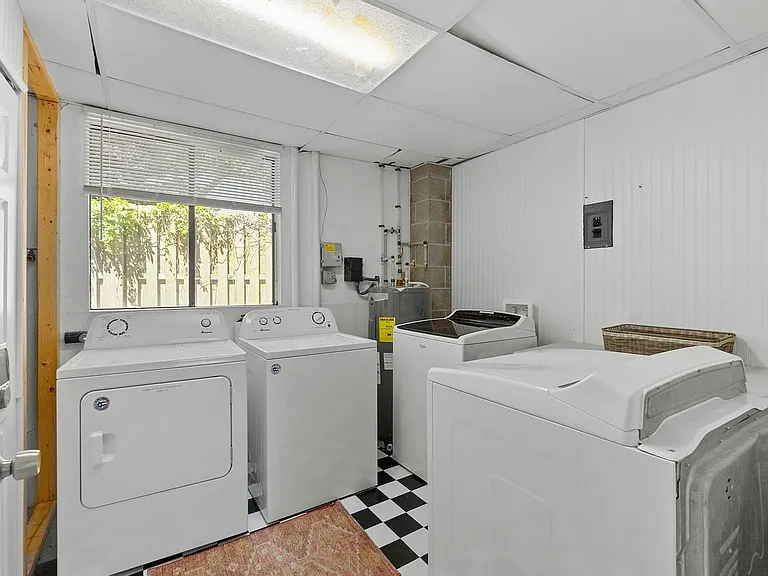 Laundry Room Cabinet