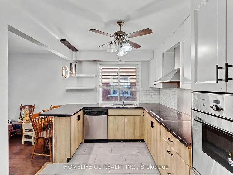 57 Linnwood Ave — Photo 2