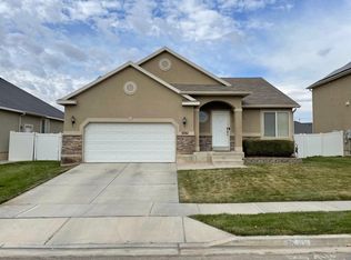 2261 N Pointe Meadow Loop, Lehi, UT 84043
