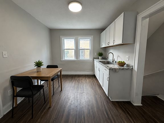 5th image of 3025 E 128th St