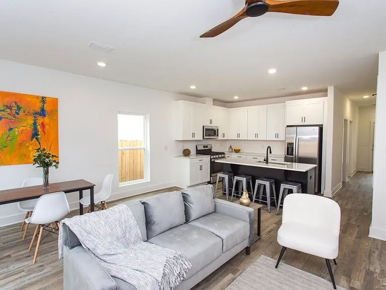 1712 Dr Martin Luther King Jr Dr #A — Photo 2