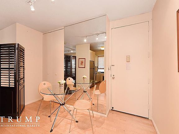 3rd image of 240 E 47th St APT 8A