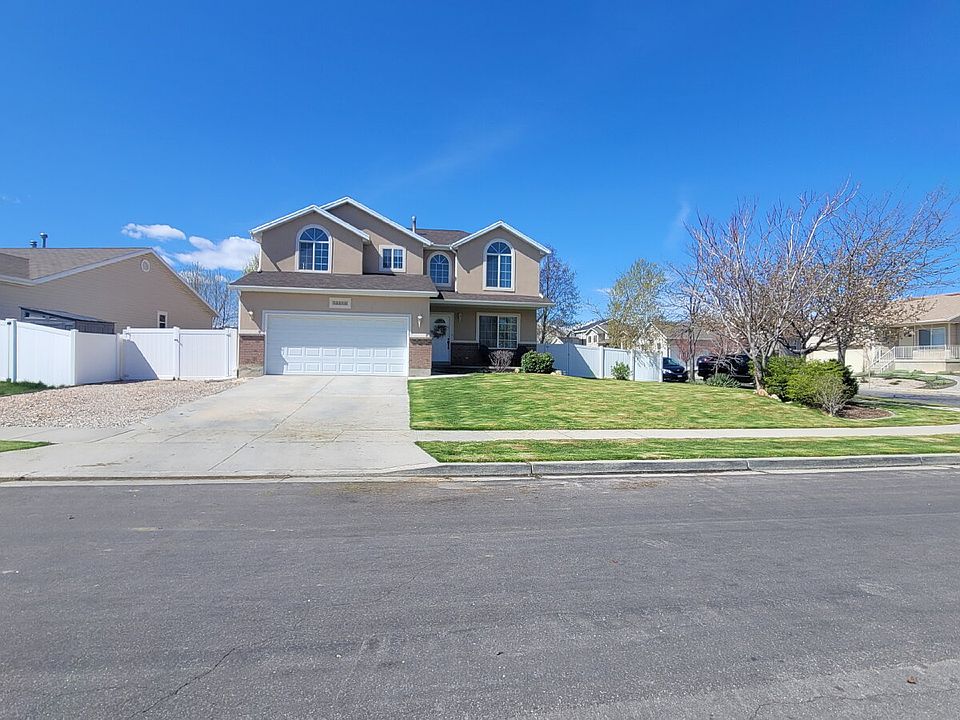 1st image of 12156 S Alabaster Cir