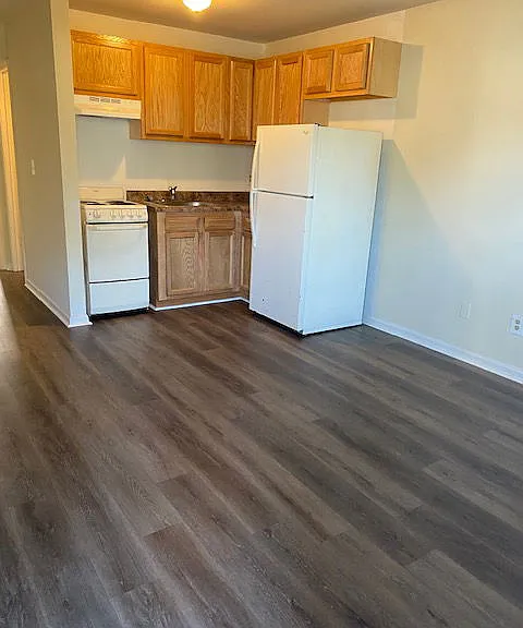 14303 Old Courthouse Way — Photo 2