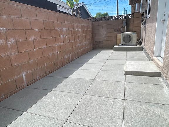 4th image of 7921 Maynard Ave