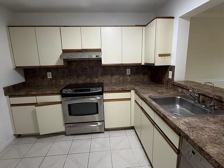 2075 Coral Ridge Dr #2075 — Photo 17