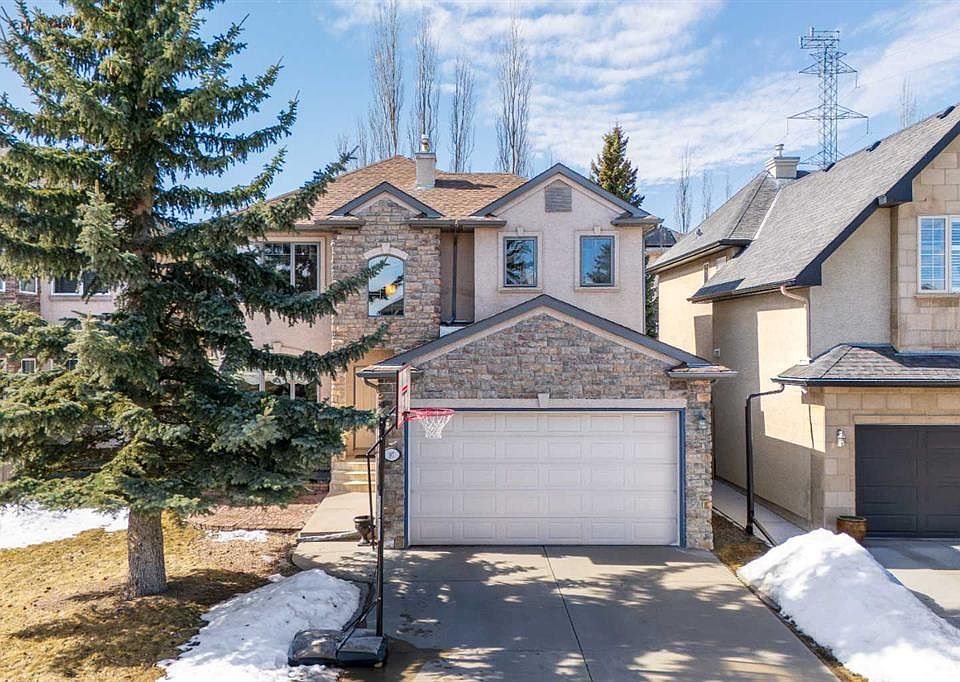 1st image of 97 E Strathridge Close SW