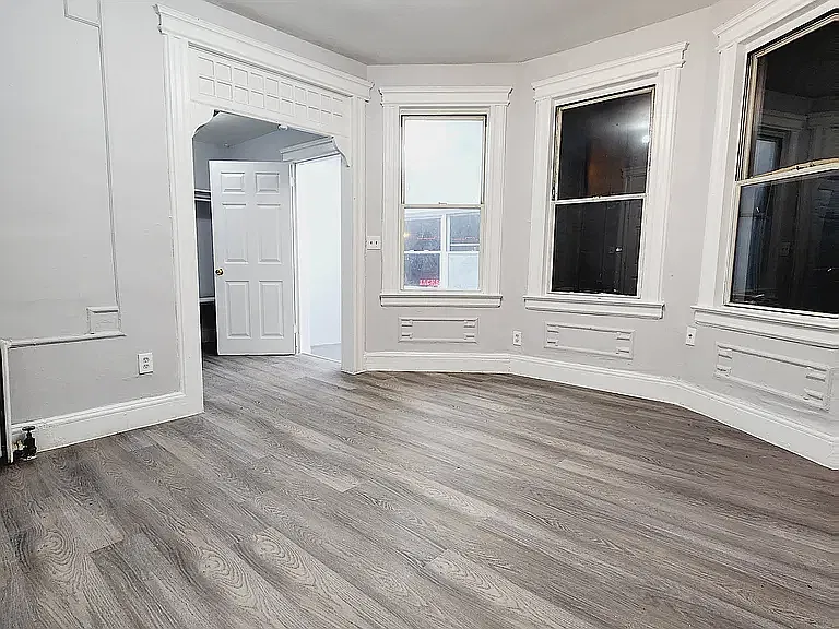 3 bed, $2,250 — Photo 4