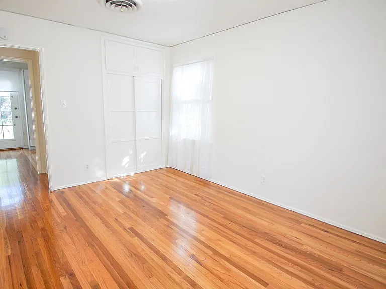 4426 Calhoun Ave — Photo 8