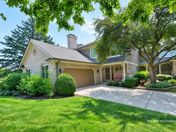2727 Downing Ct, Aurora, IL 60502
