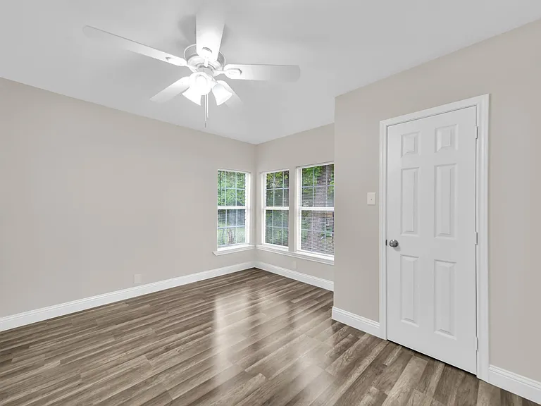 339 Avenue G — Photo 18