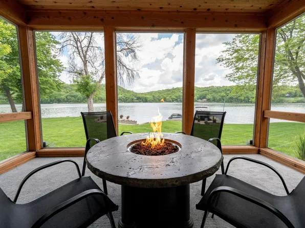 56814 402nd Ave, Mazeppa, MN 55956