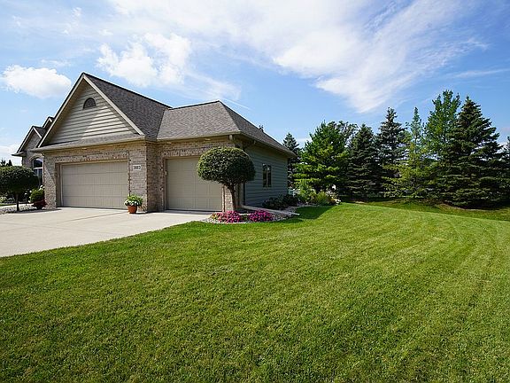 2nd image of 3883 Prairie Creek Ln