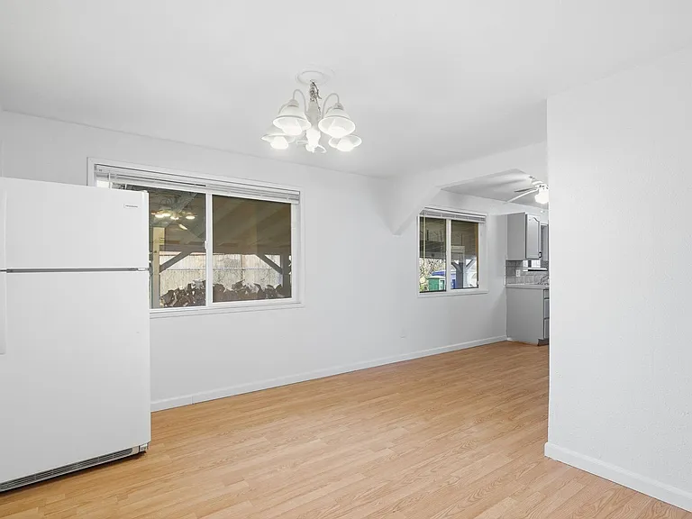 11851 SE 170th Pl #RENTON1 — Photo 34