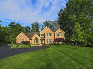 160 Sunny Acres Dr, Cincinnati, OH 45255